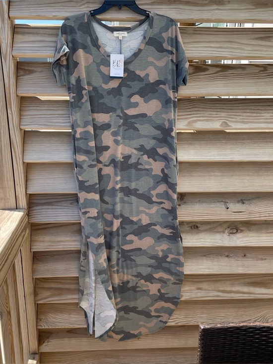Blushing Rebel Dresses & Skirts - Blushing Rebel Boutique Green Camouflage Jersey Maxi Dress Women Medium NWT